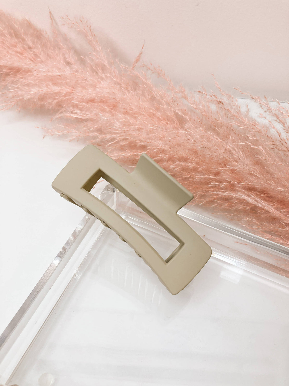 SAND Matte Claw Clip *Large