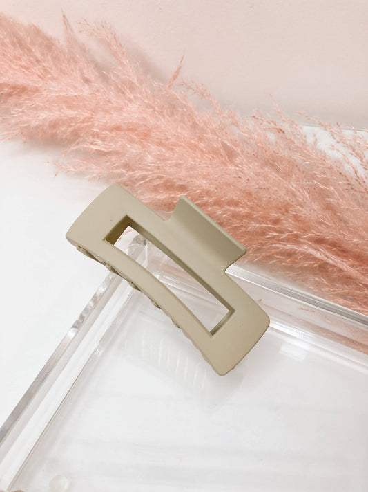 SAND Matte Claw Clip *Large