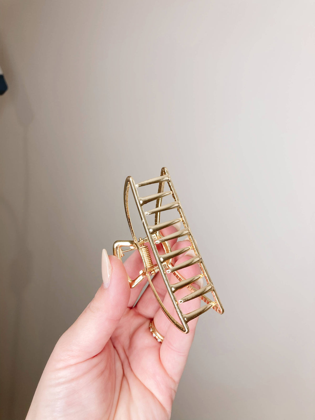 Metal Moon Claw Clip